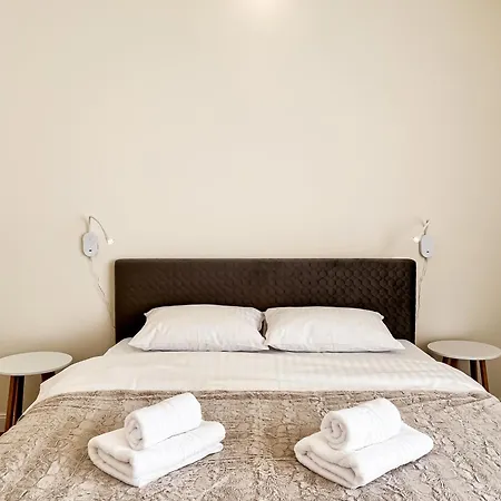 La Teatru - 2BD Apartment near Theatre&Old Town-3